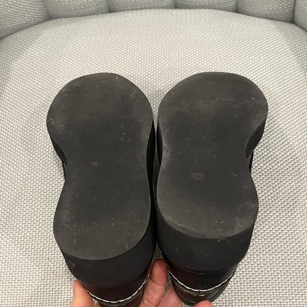 Classic Black Monsano Platform Leather Slip-On Loafers - Picture 5 of 6